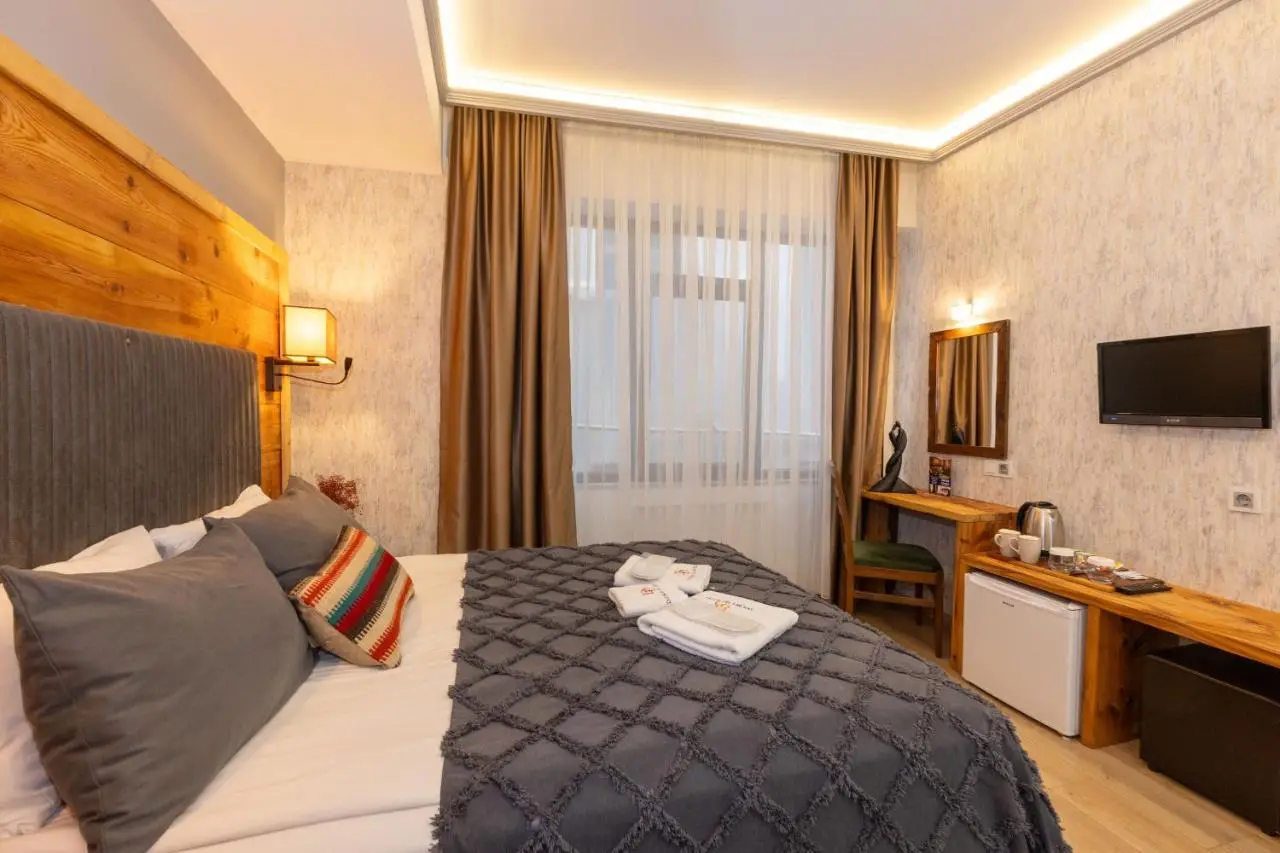 Double DD Hotel