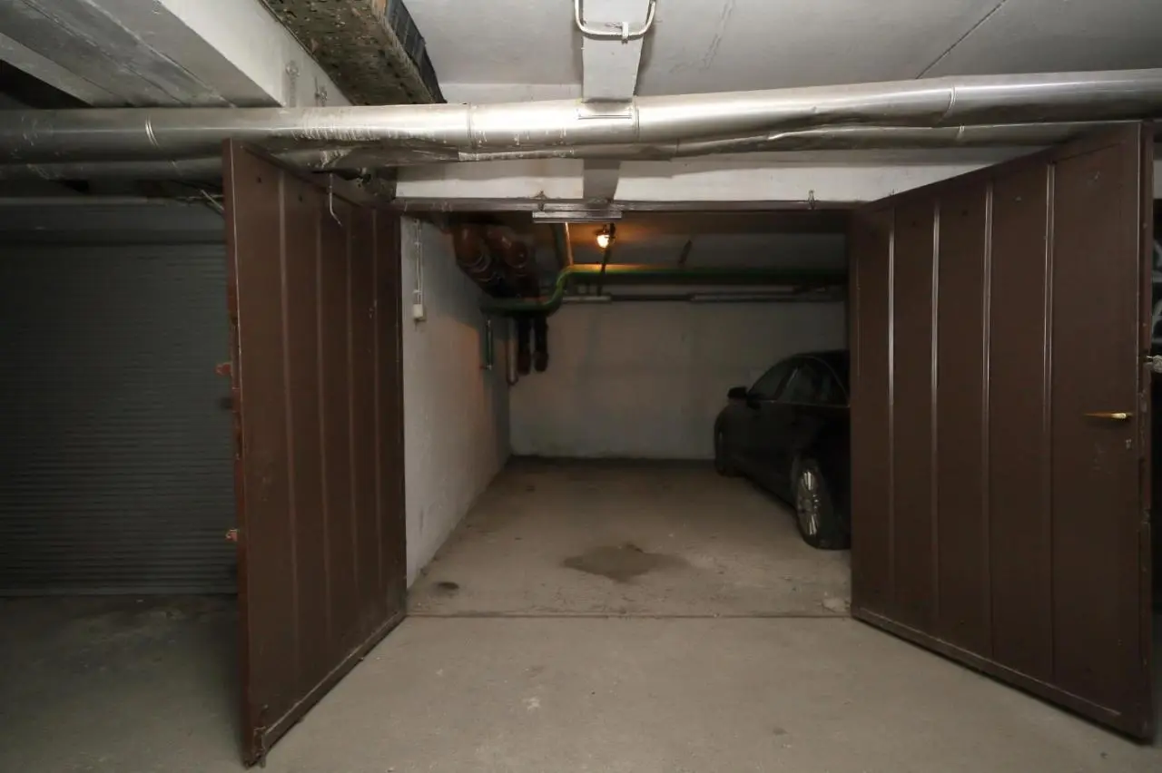 Franca-free parking