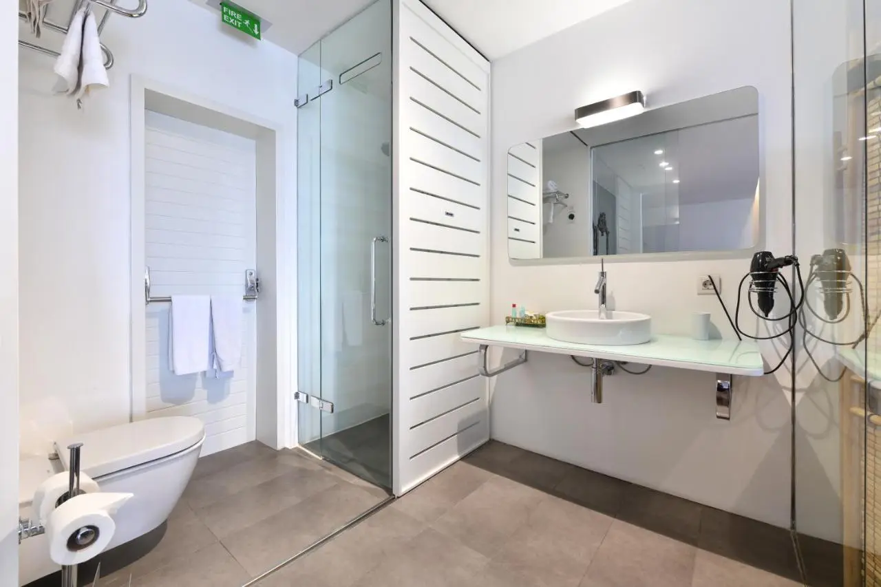 Ansen Hotel and Suites