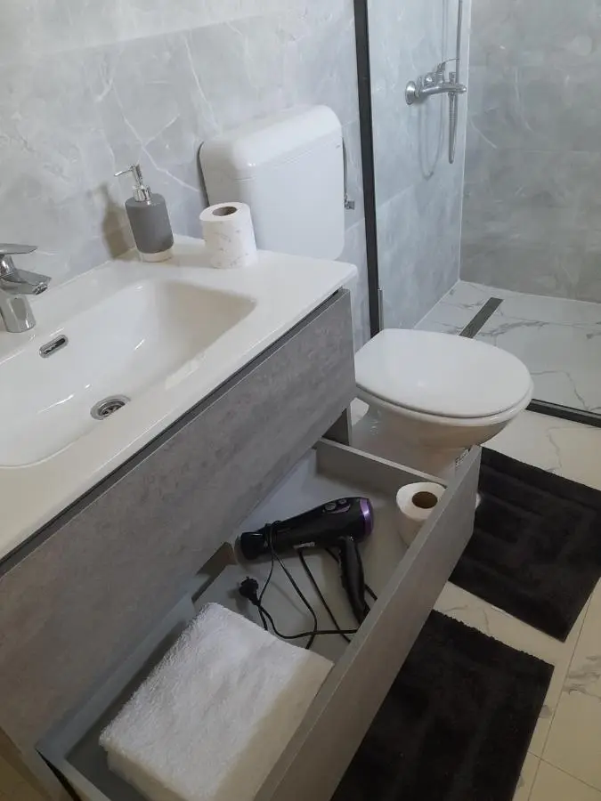 Guest House 369