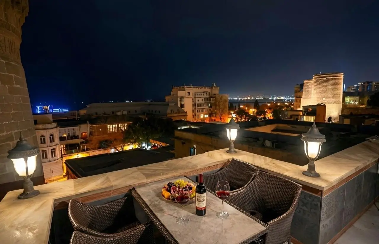West inn Luxury Baku
