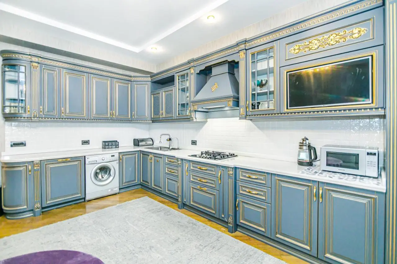 Luxury AMOR Sea View Nizami street