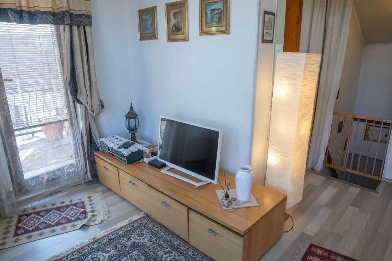 Guest House Fena