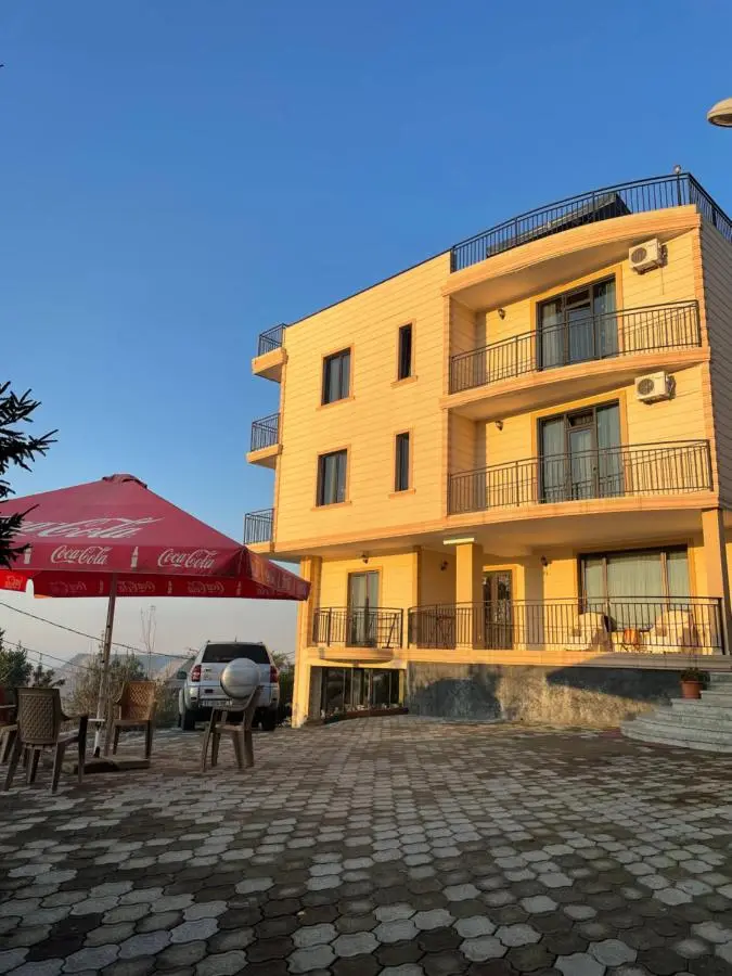 Guest House ETM
