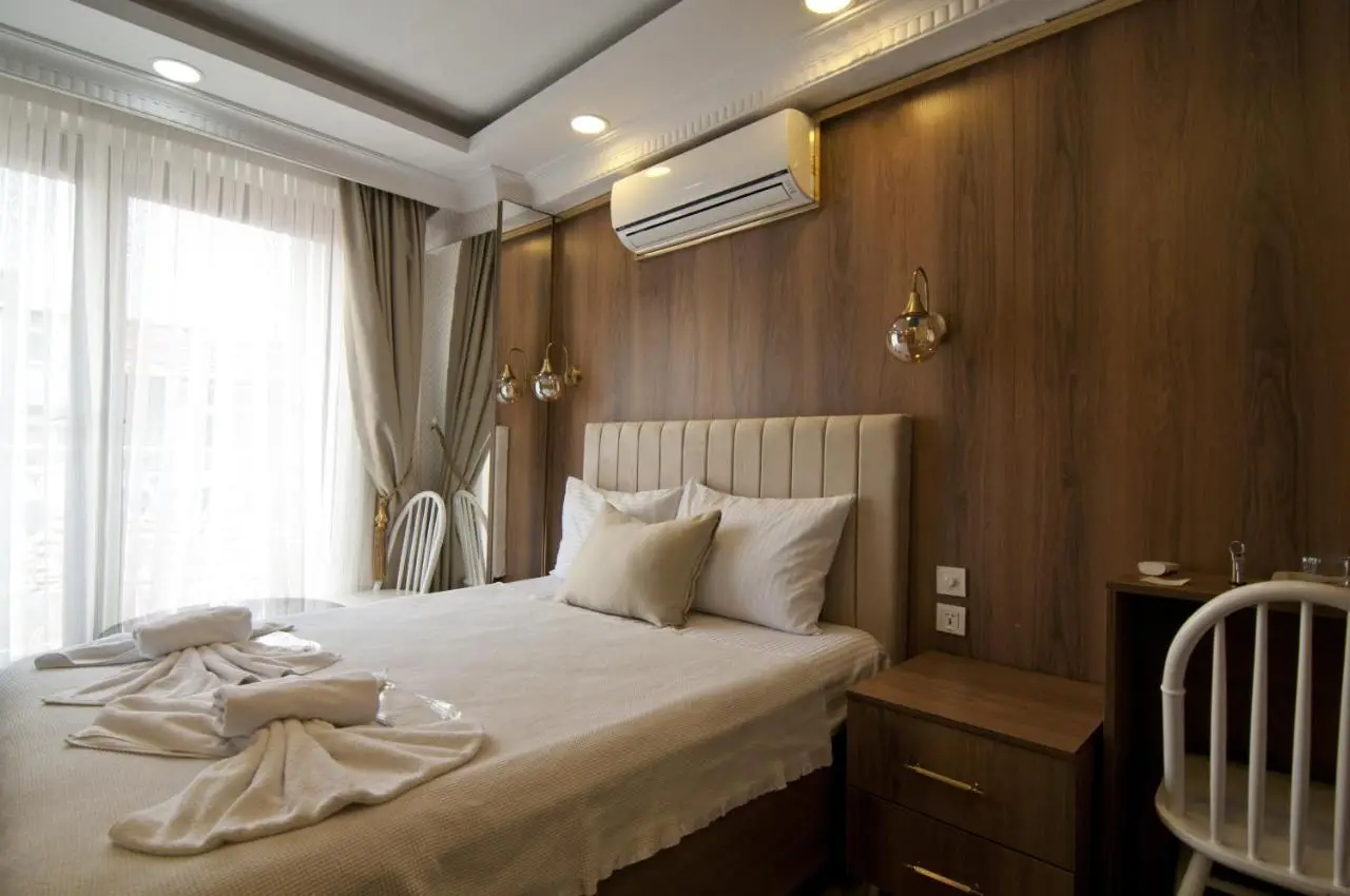 IMMORTELLE HOTEL lord sophiha