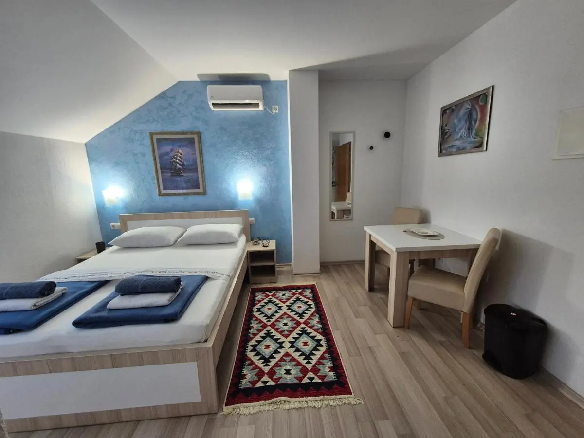 Apartments City Paradise