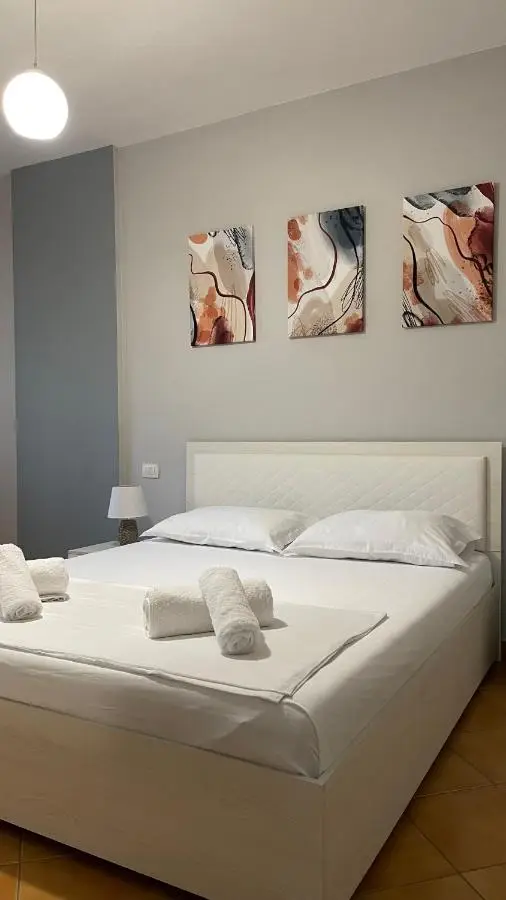 One-Bedroom Apartment Near U.S. Embassy