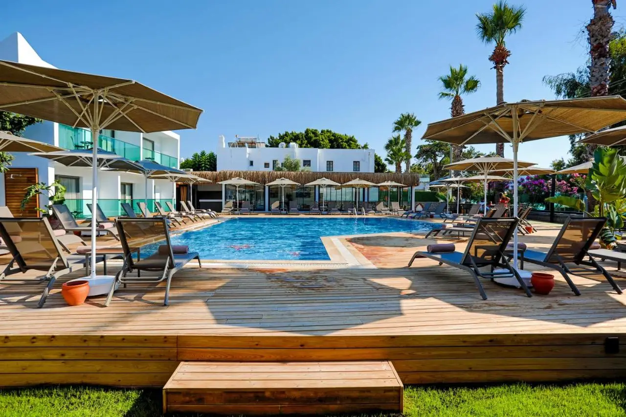 Yalıpark Beach Hotel