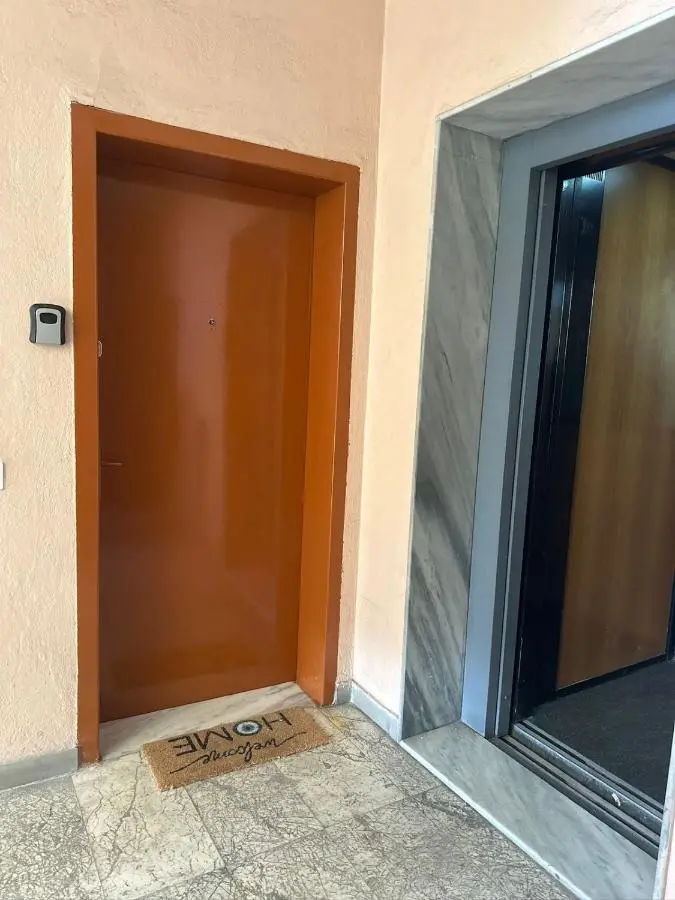 Nunu's Central Apartment