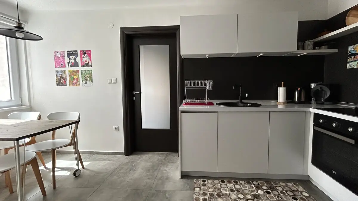 ★Contemporary Penthouse★ minutes from center|2BDR