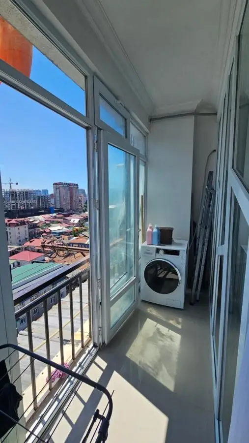 APARTMENT 7