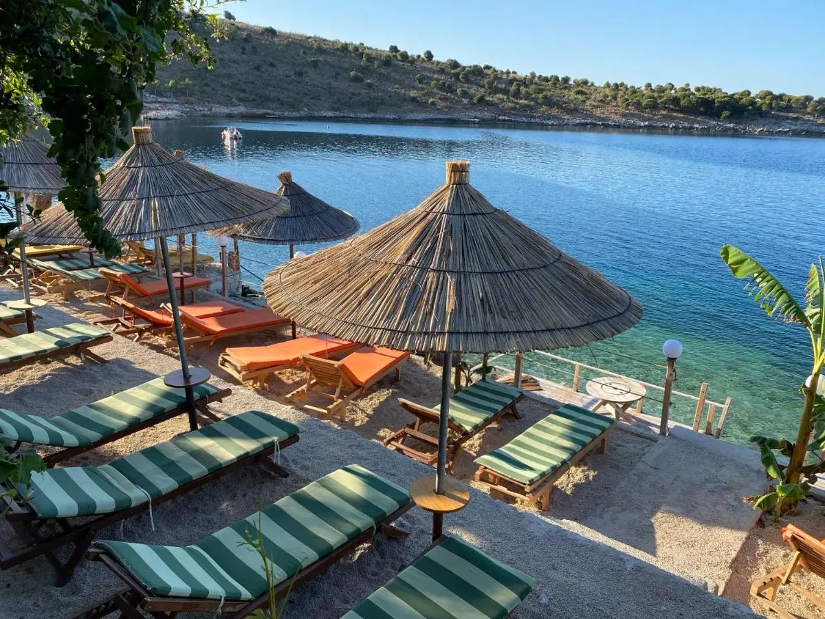 Villa Xhefri 2