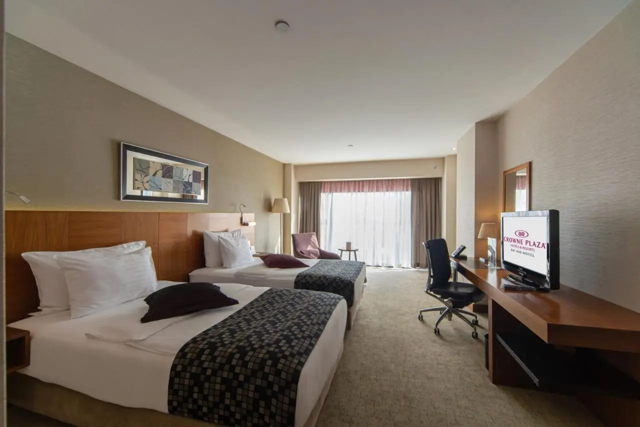 Crowne Plaza Istanbul Harbiye by IHG