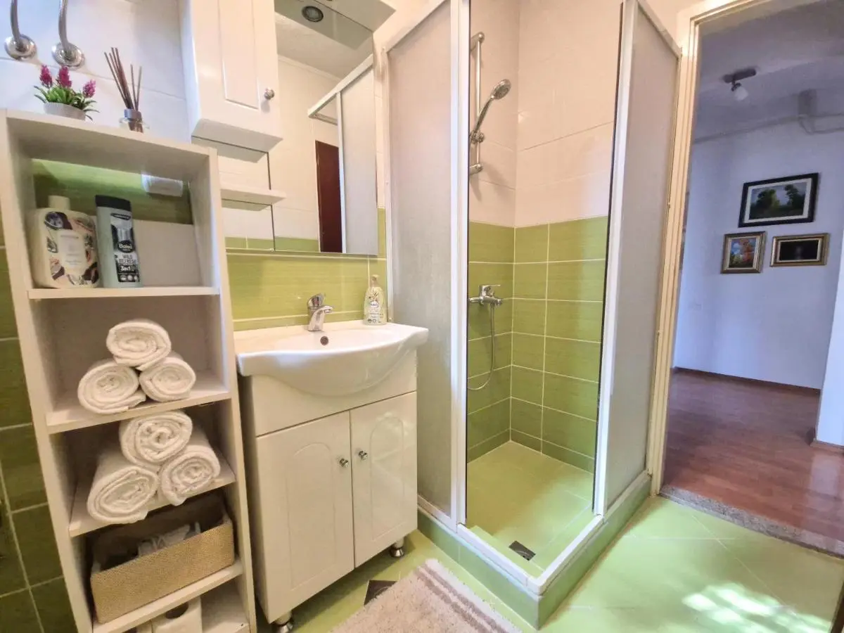 Spago Green Oasis