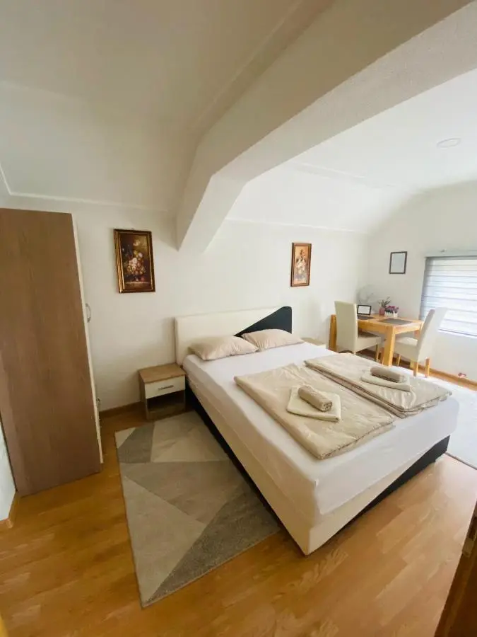 Unaqua Apartments