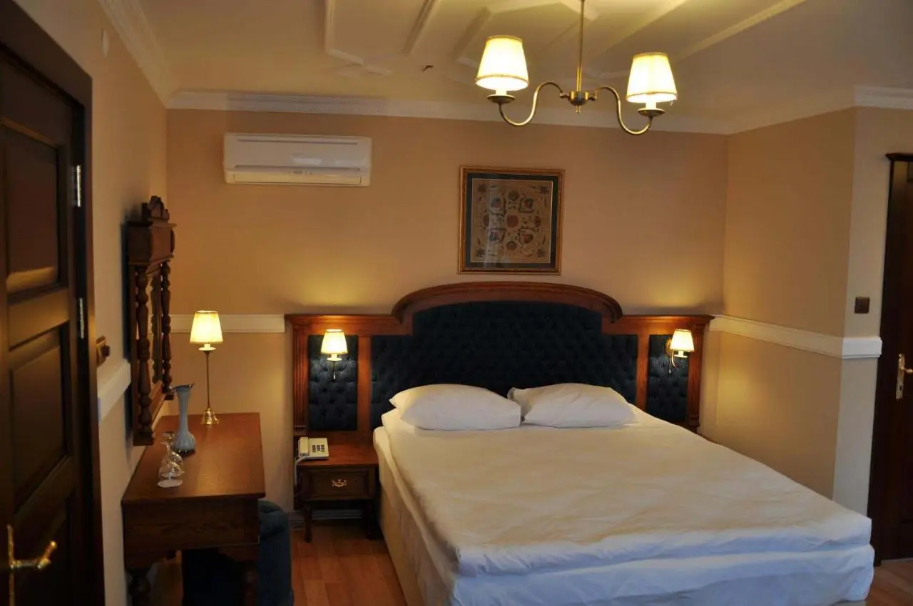 Aruna Boutique Hotel