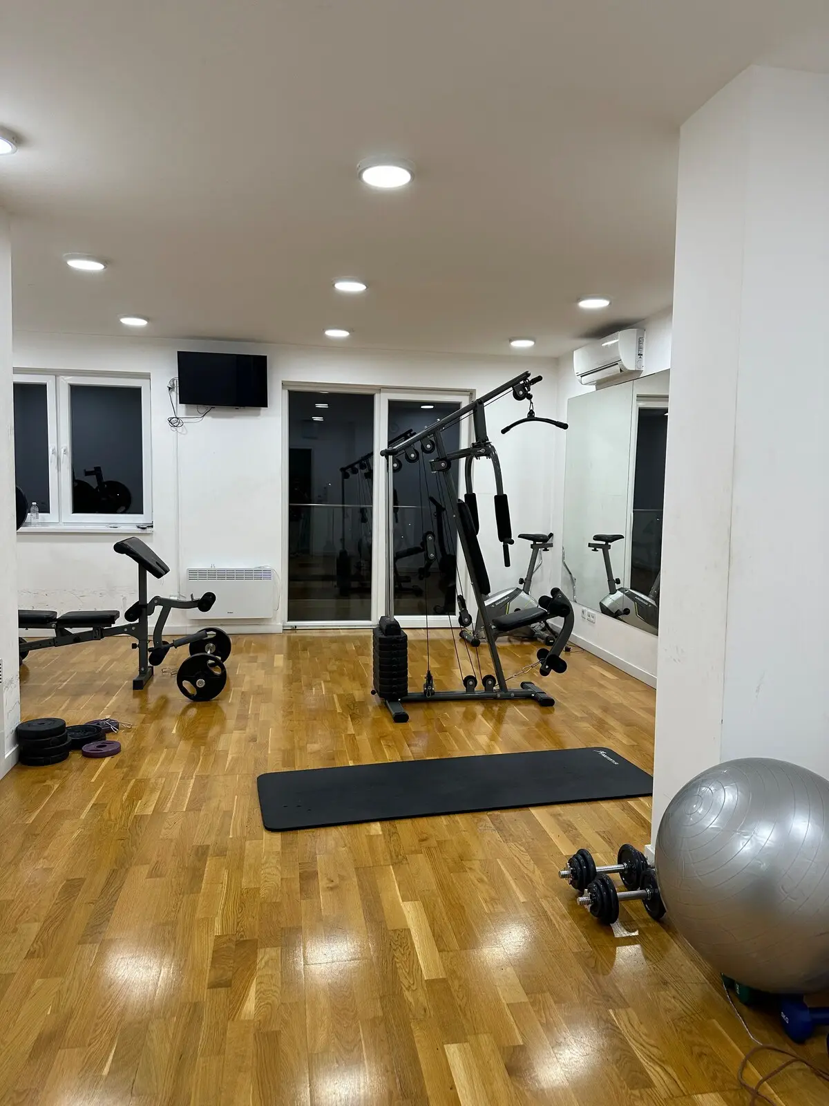 Two bedrooms apartment