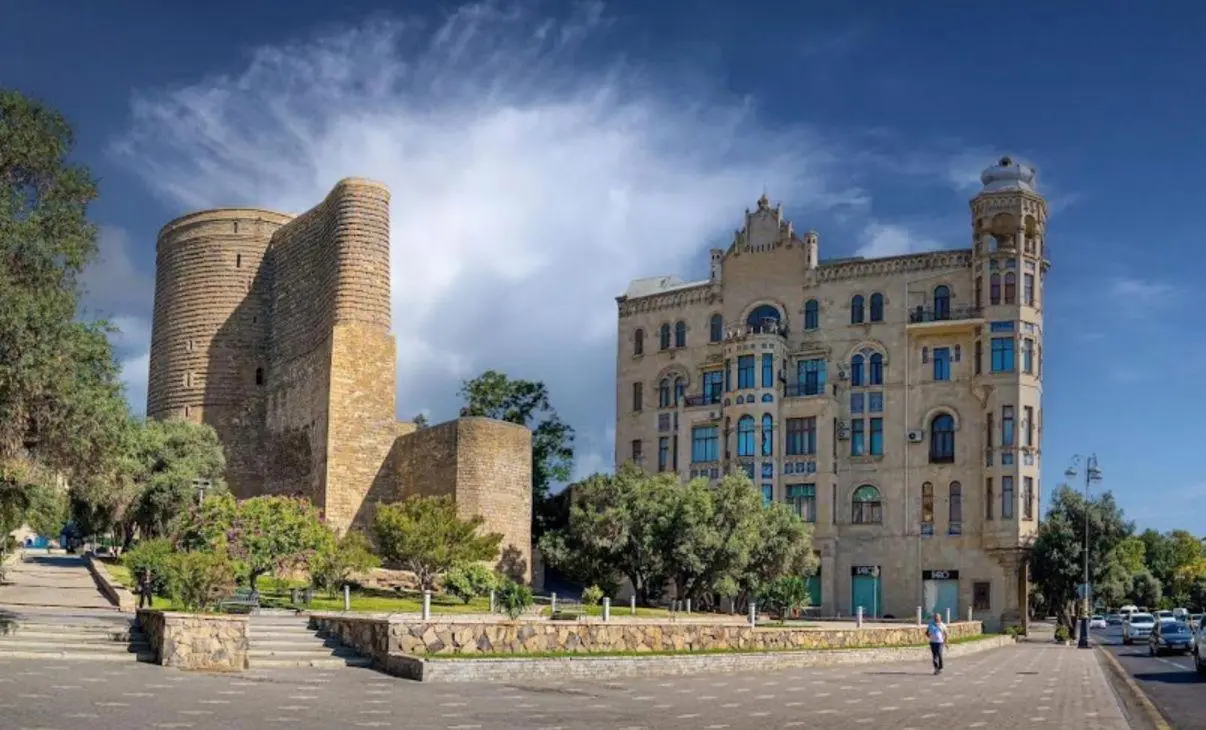 Maiden Tower Apartment
