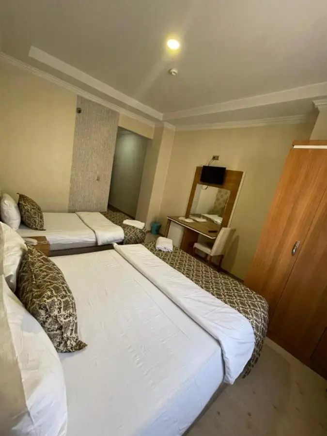 Dimet Park Hotel