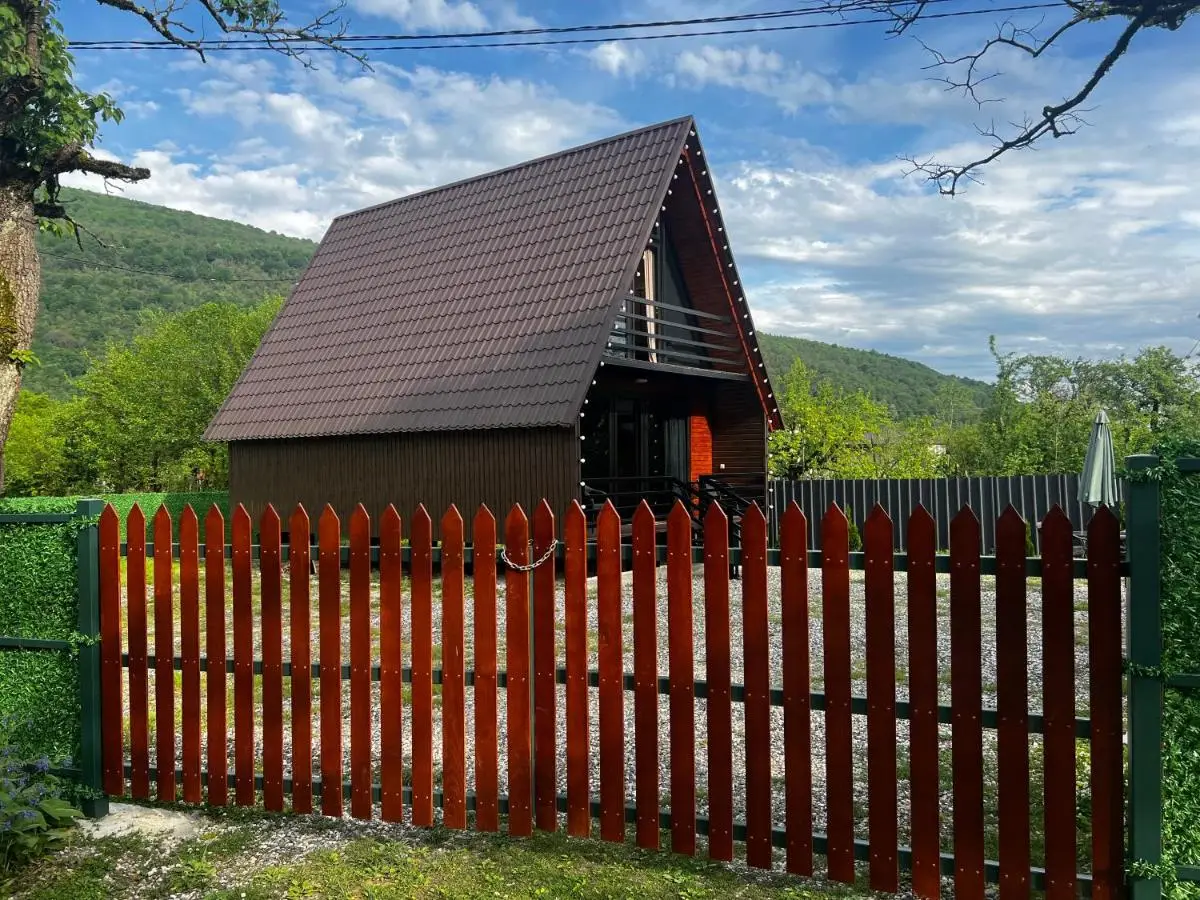 Tuta Cottage near Martvili Canyon