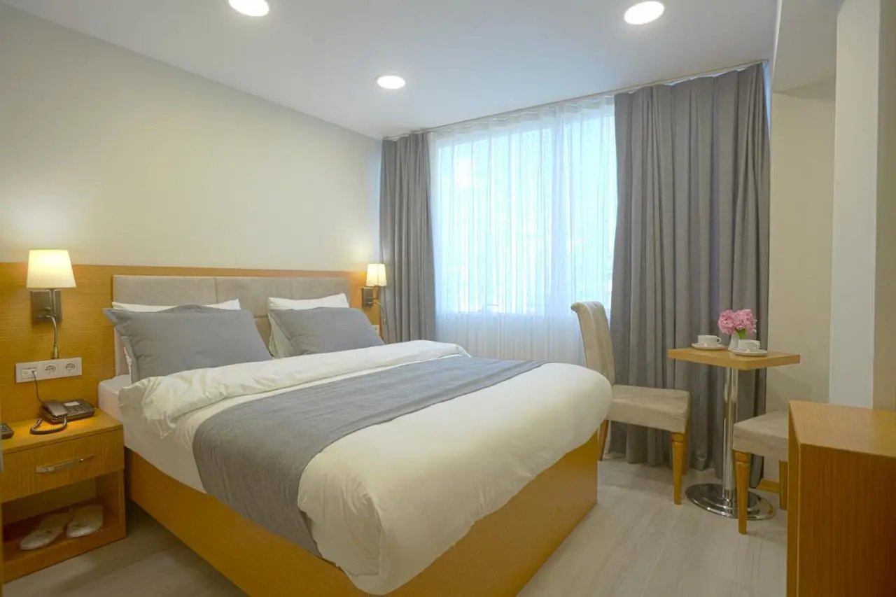 Kartal Palace Taksim Square FAMILY HOTEL