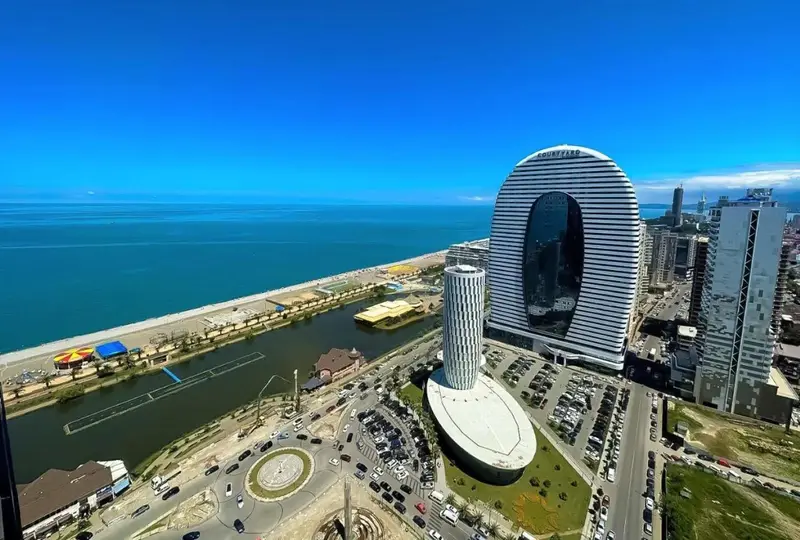 Panoramic Horizon Aparthotel in Orbi City Batumi