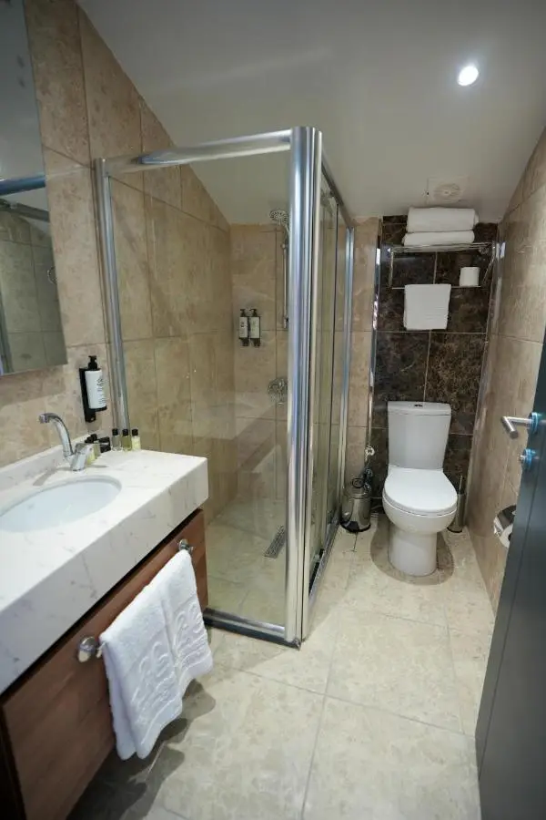 Business Life Hotel Güneşli
