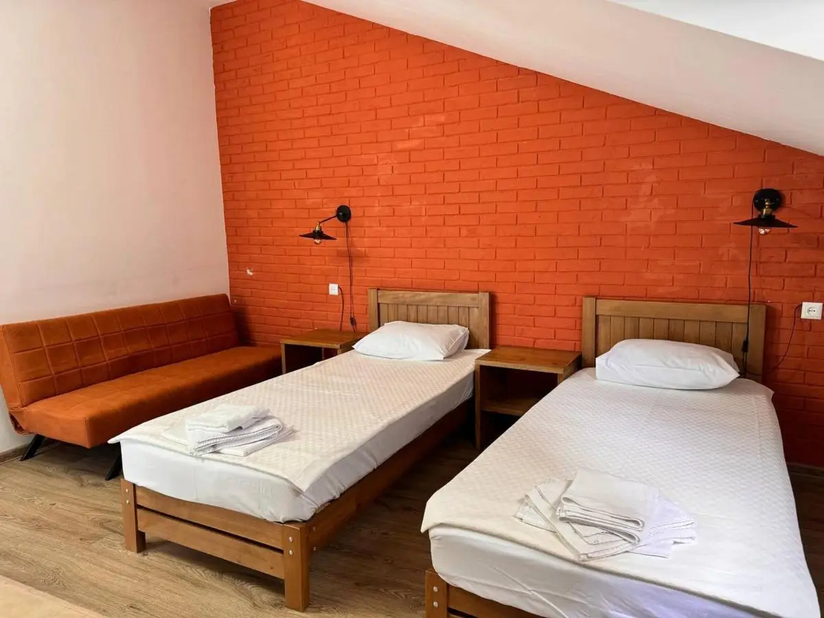Tbil Inn Hotel