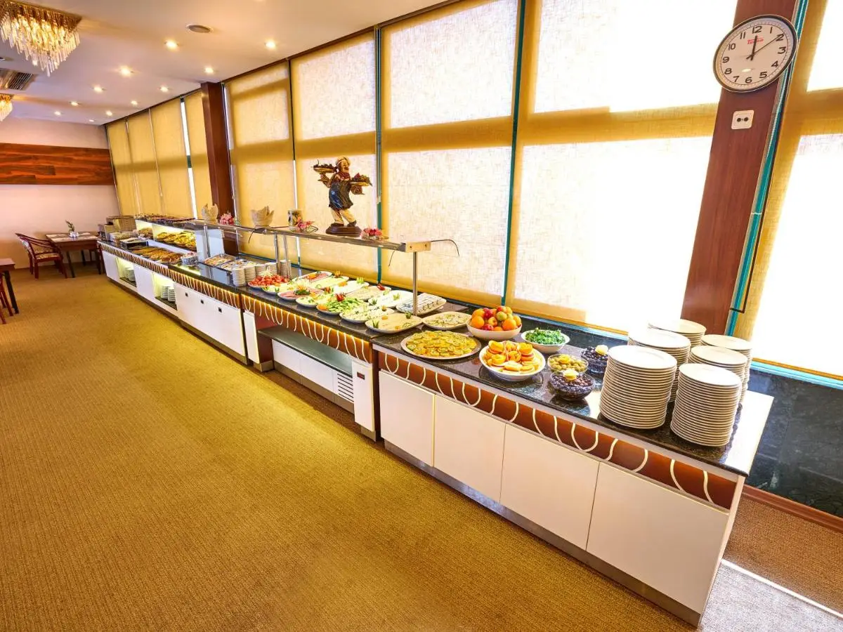Feronya Hotel