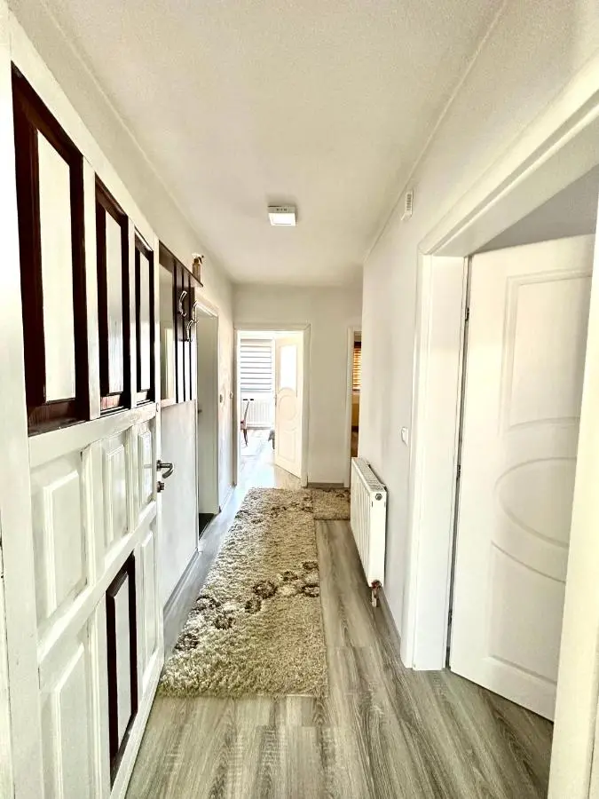 Apartman Ejna