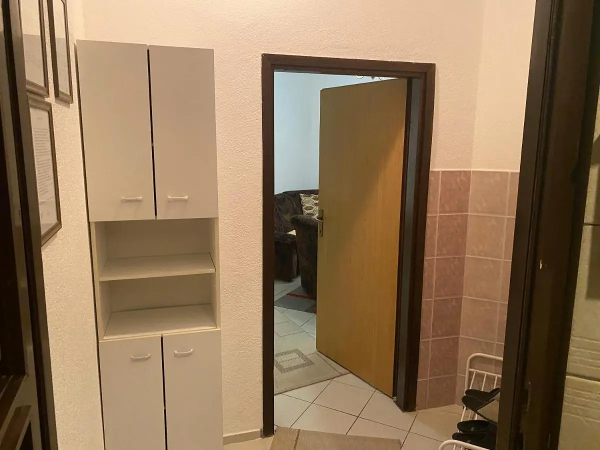 Lav Apartments