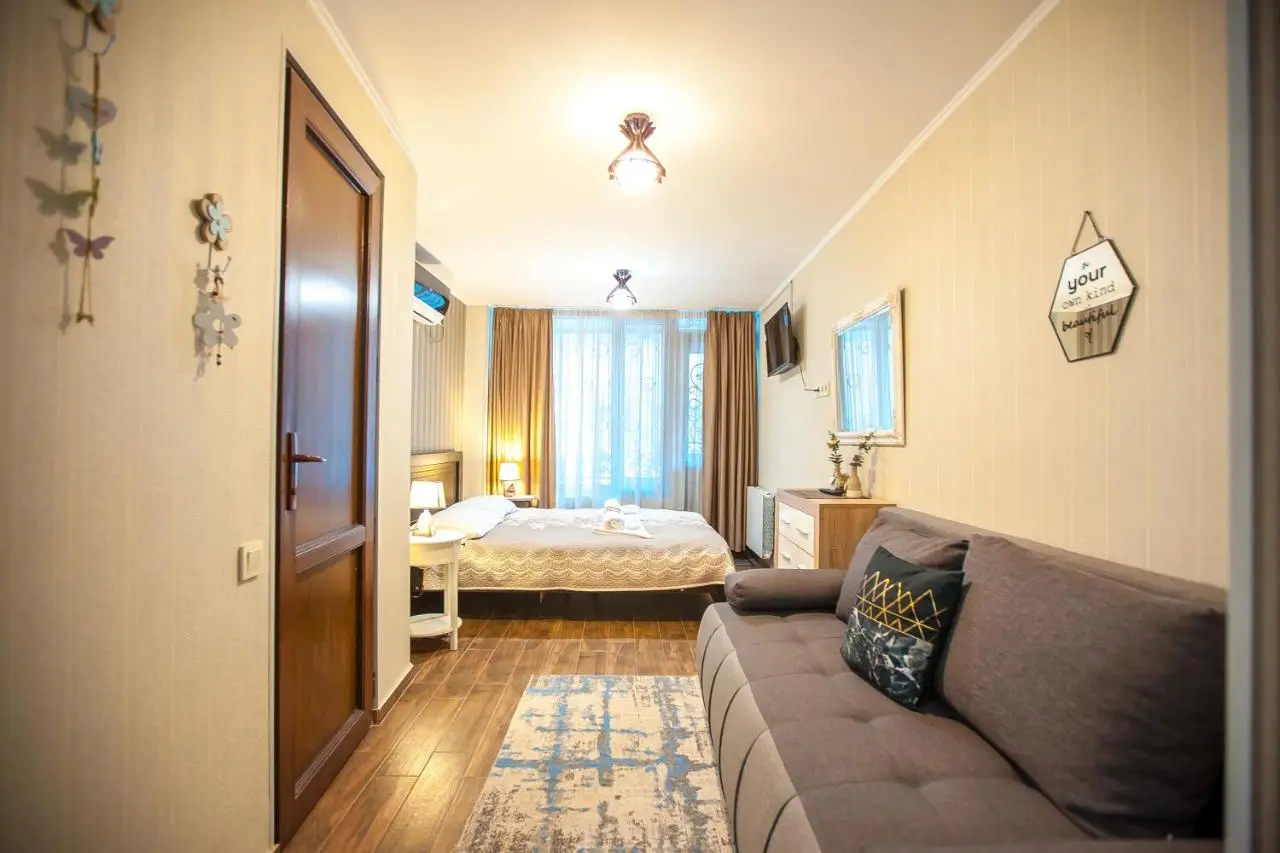 Apartment on L.Meskhishvili Turn