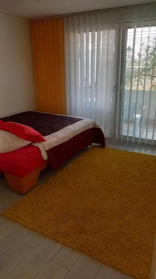 Lari and Klo Apartments