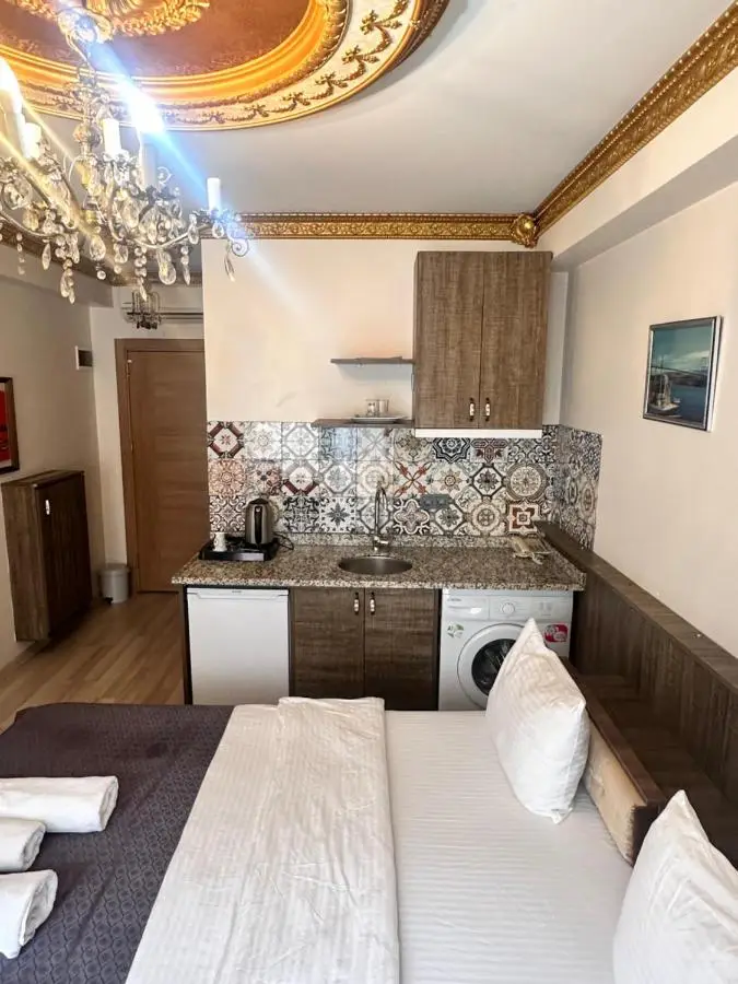 Taksim Castle Suites