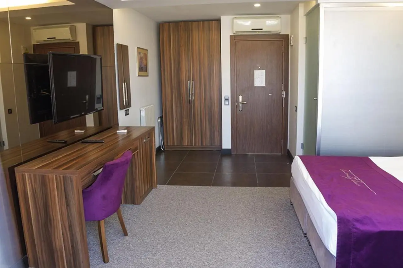 The 22 Hotel