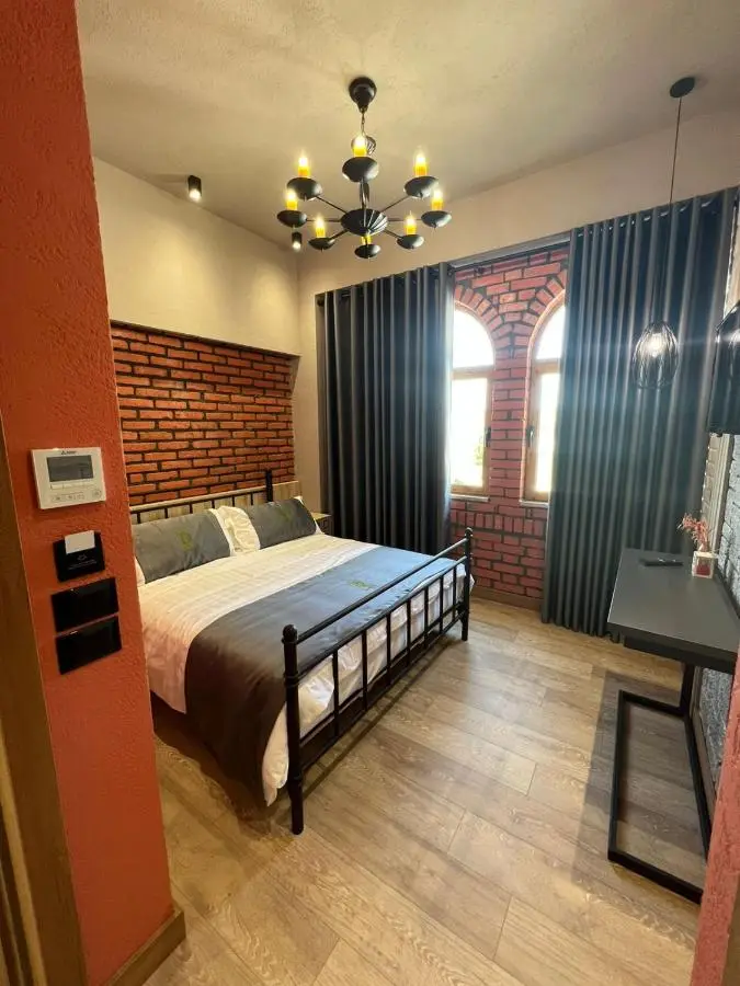 Hotel Taverna Devolli