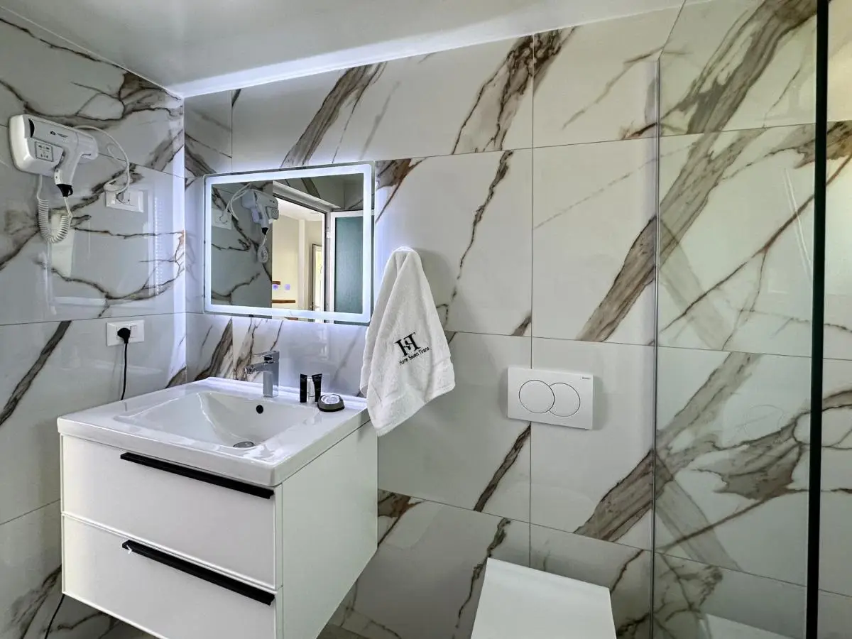 Home Select Tirana 2