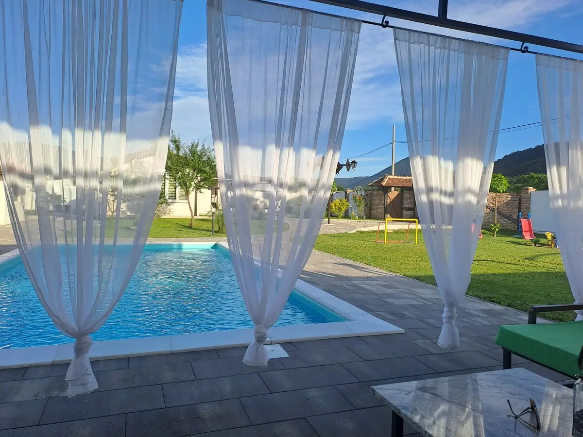 Hadzal's courtyard