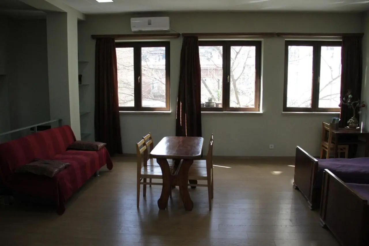 Sololaki 7 Guest House
