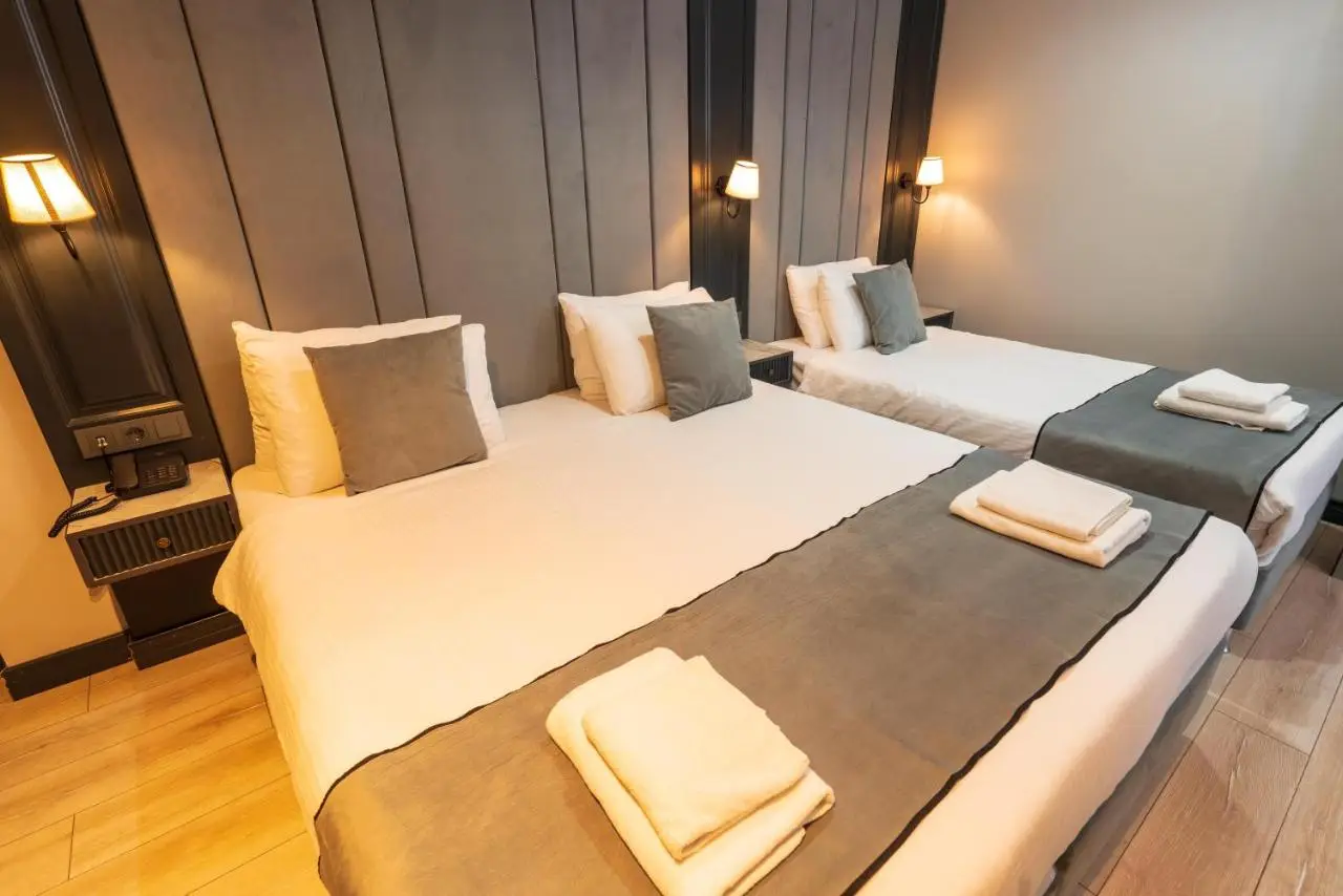 Express Plus Hotel