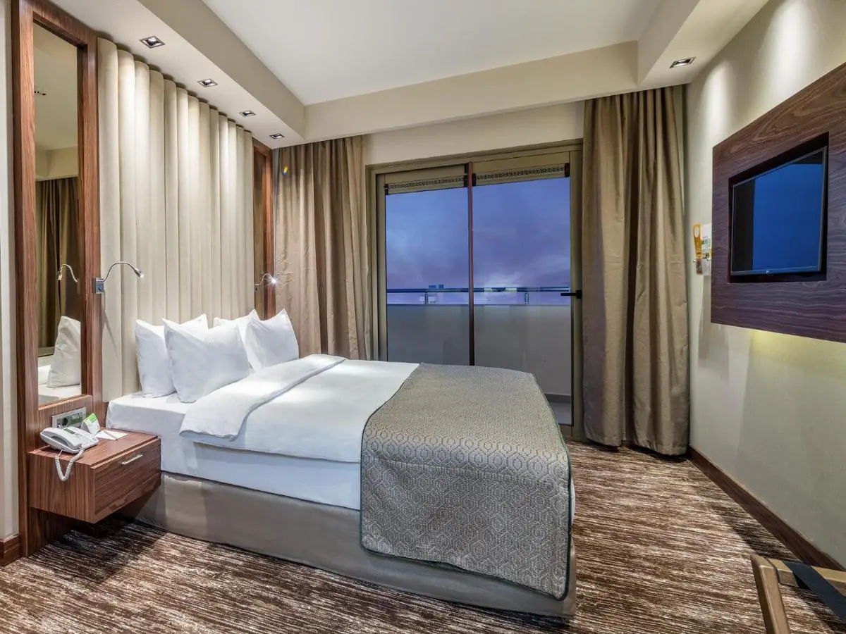 Holiday Inn Antalya - Lara by IHG