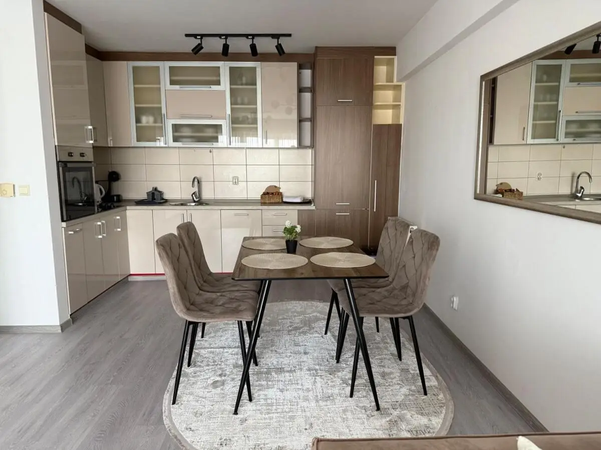Aurum Modern