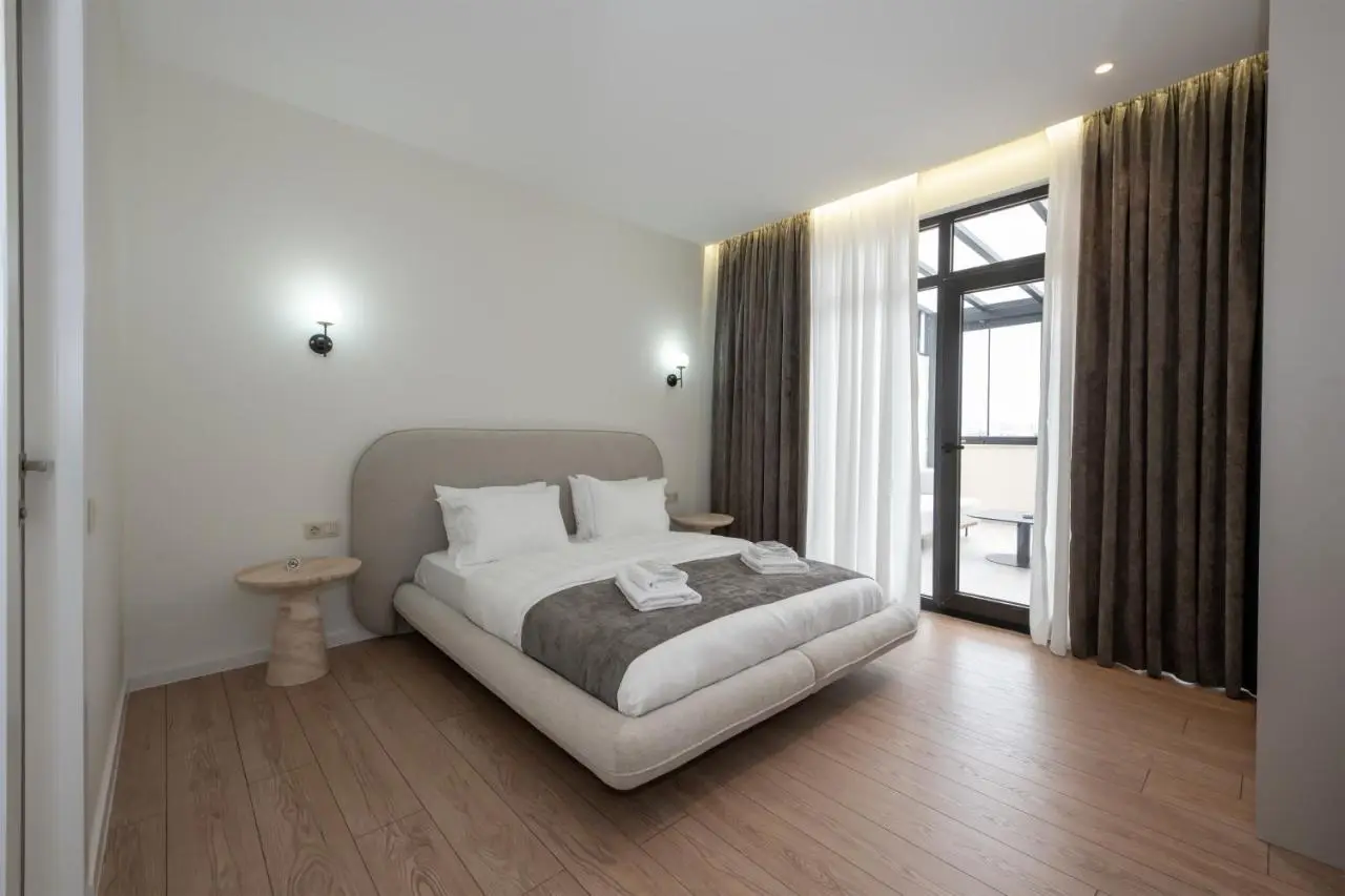 Terrace 17 by Doors