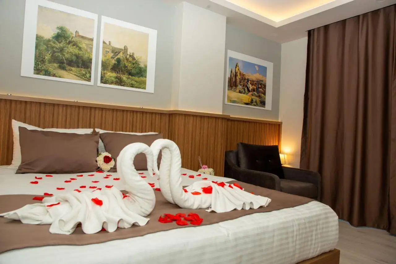 Airport Corner Hotel