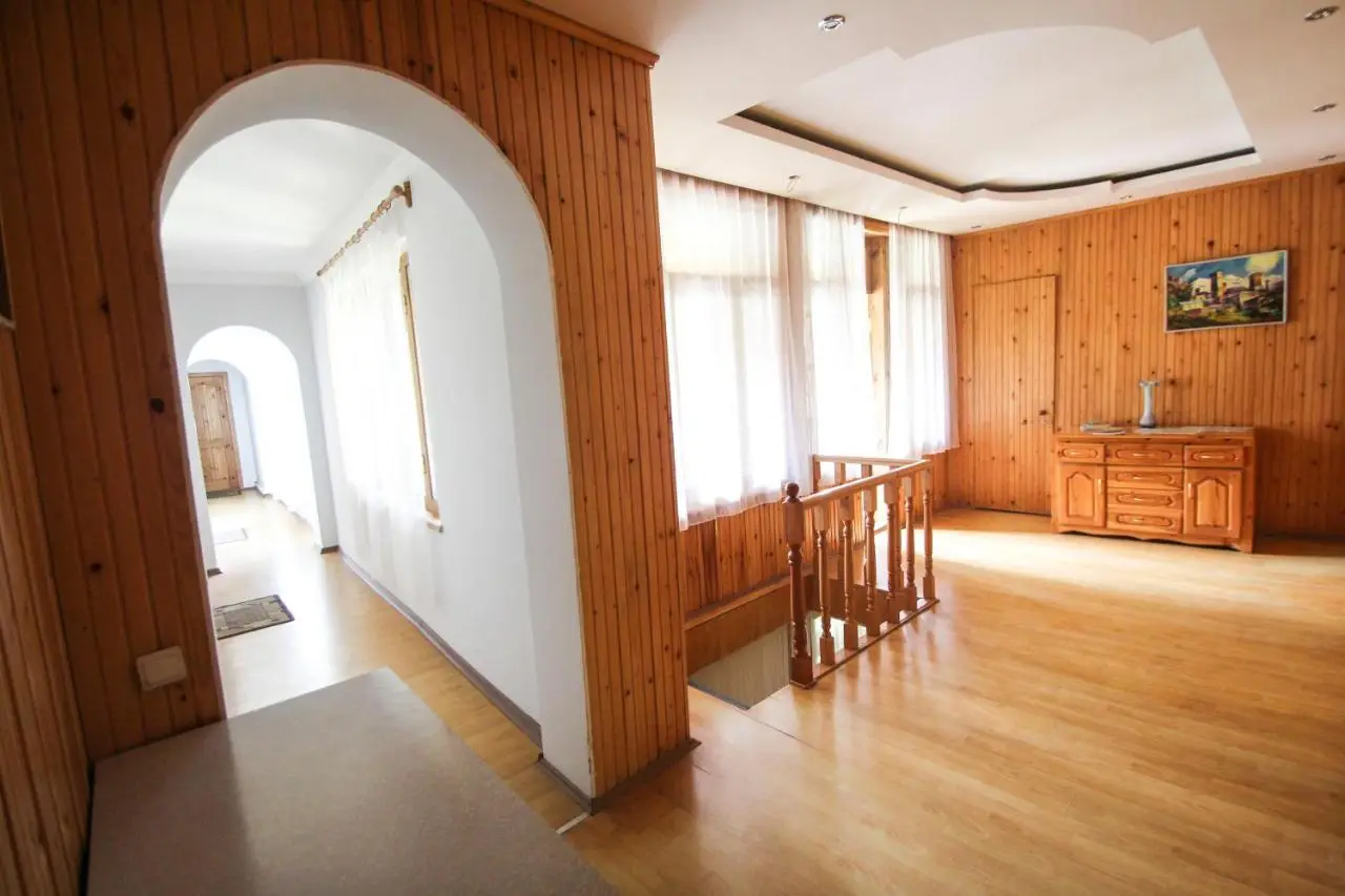 Eka&Nino GuestHouse