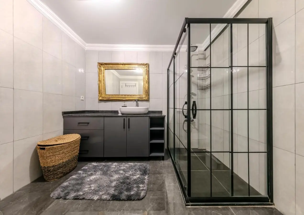 Dilek Apartments