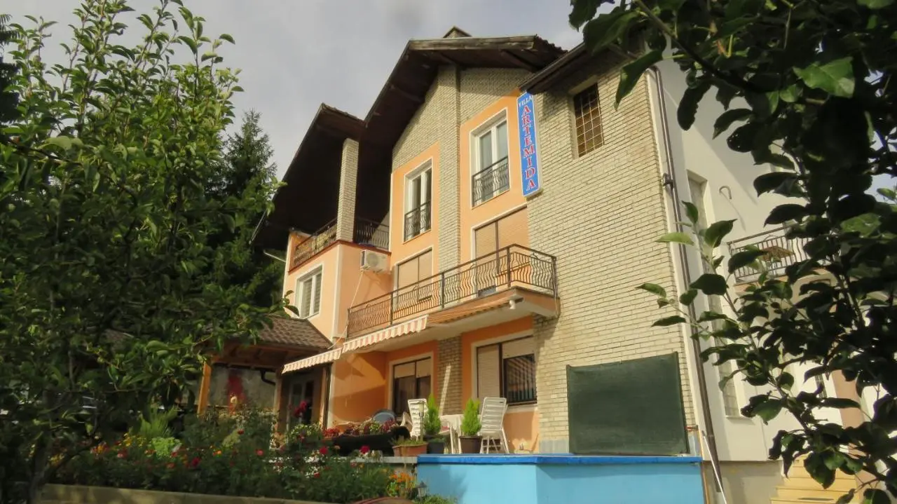 Villa Artemida