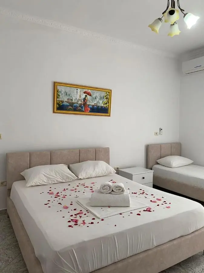 Green Garden Villa