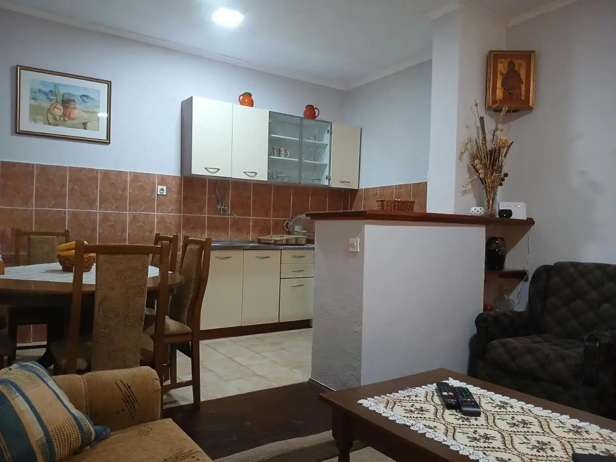 Zavičajna kuća Šakota - Kozice