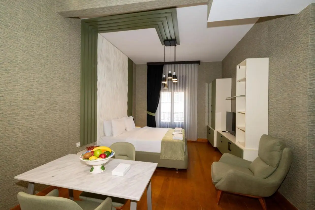 Monev Suites Hotel